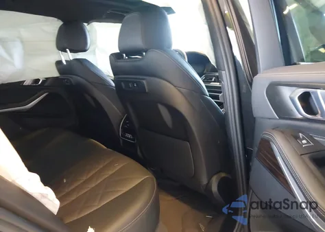 2023 BMW X5 xDrive40I z USA, uszkodzony, nr VIN 5UXCR6C08P9R93284